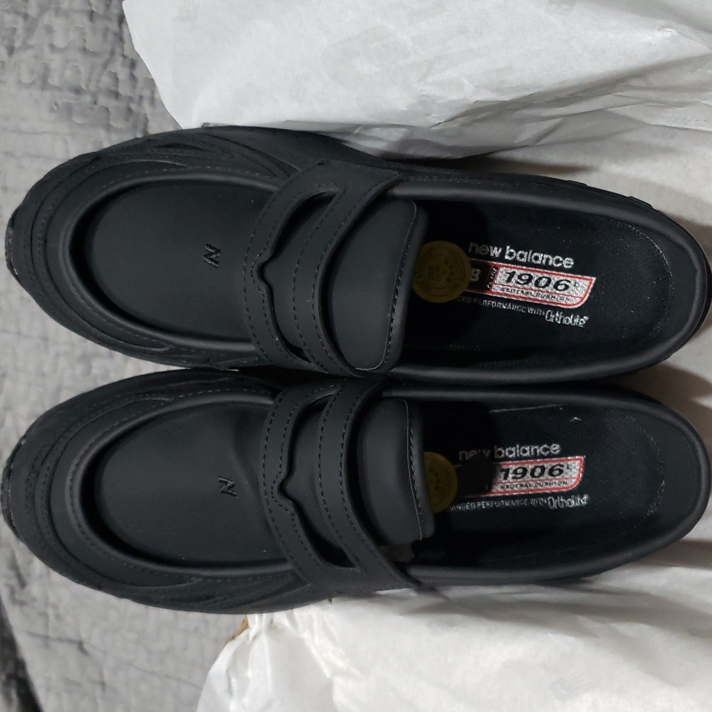 New Balance All-Black Athletic Shoes
